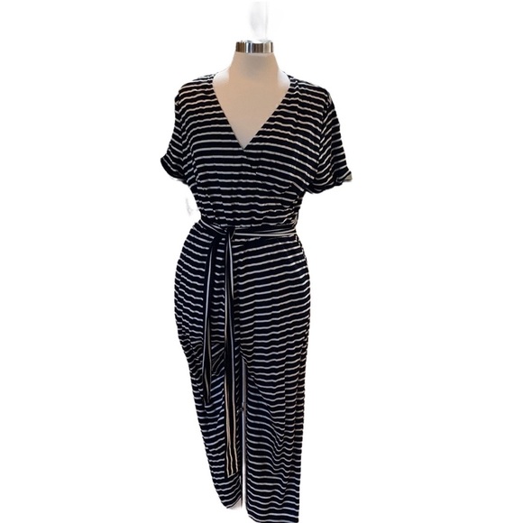 Black and White Knit Jumpsuit - Picture 1 of 2